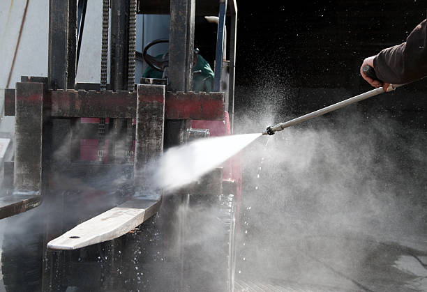 Best Pressure Washing Siding  in Powdersville, SC